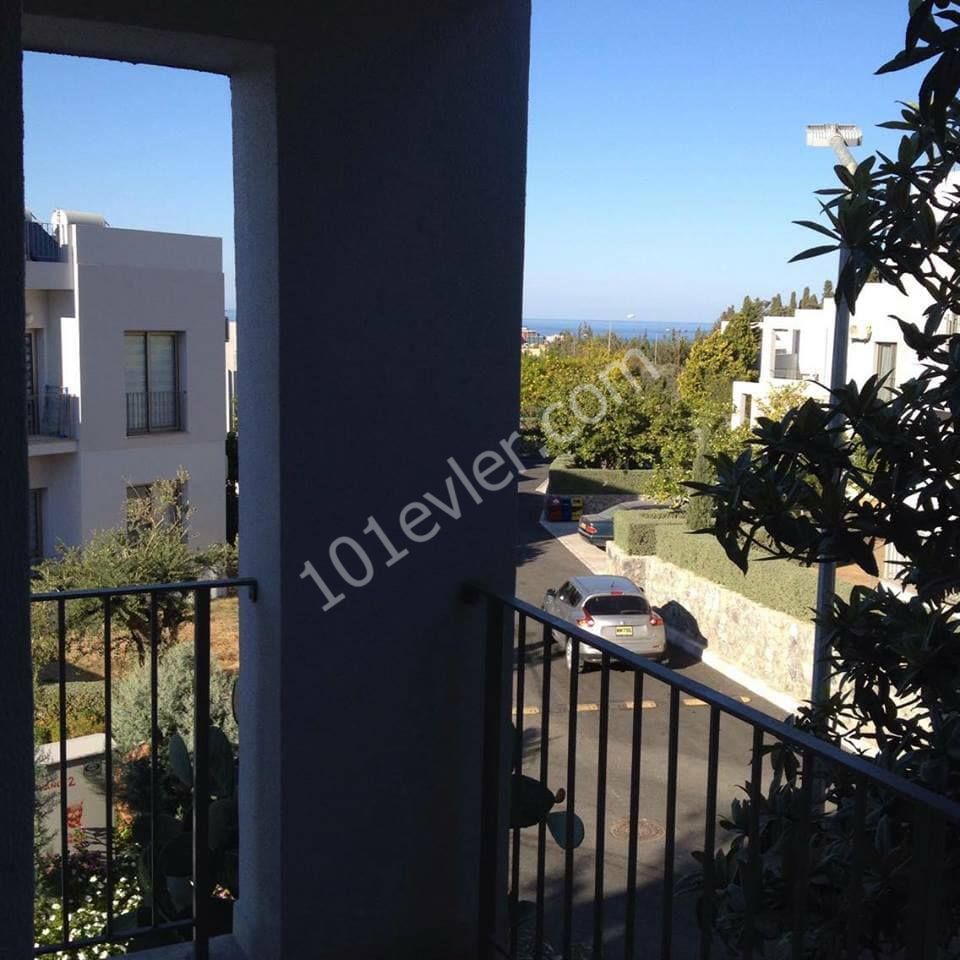 Flat To Rent in Alsancak, Kyrenia