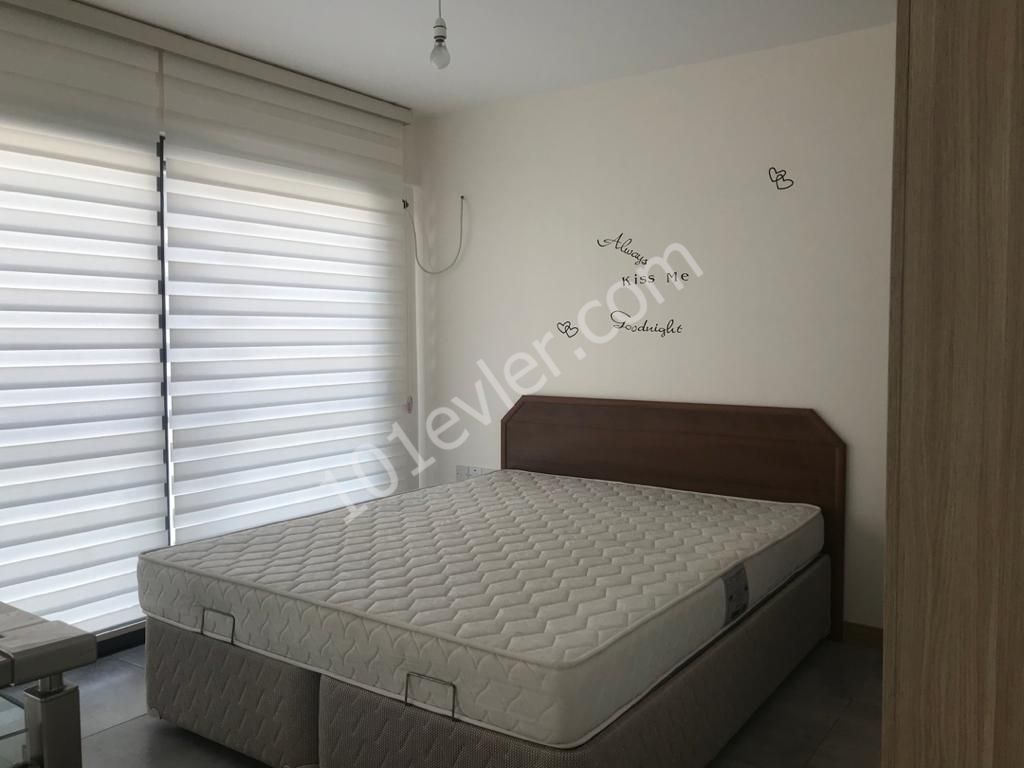 Flat To Rent in Alsancak, Kyrenia