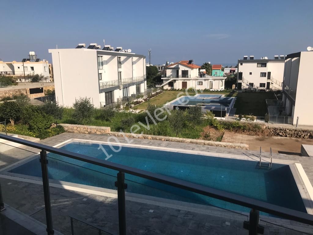 Flat To Rent in Alsancak, Kyrenia