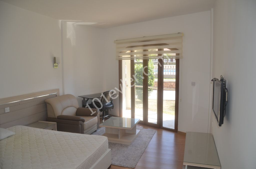 Flat To Rent in Karaoğlanoğlu, Kyrenia