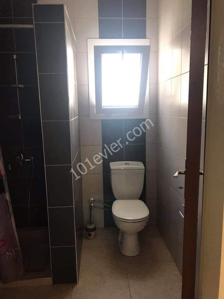 Flat To Rent in Yukarı Girne, Kyrenia