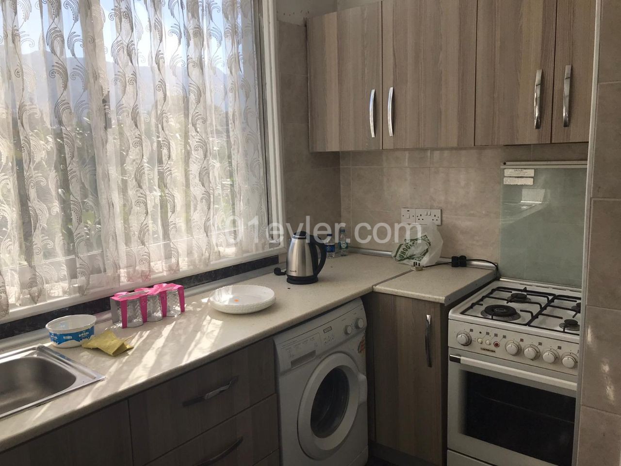 Flat To Rent in Karaoğlanoğlu, Kyrenia