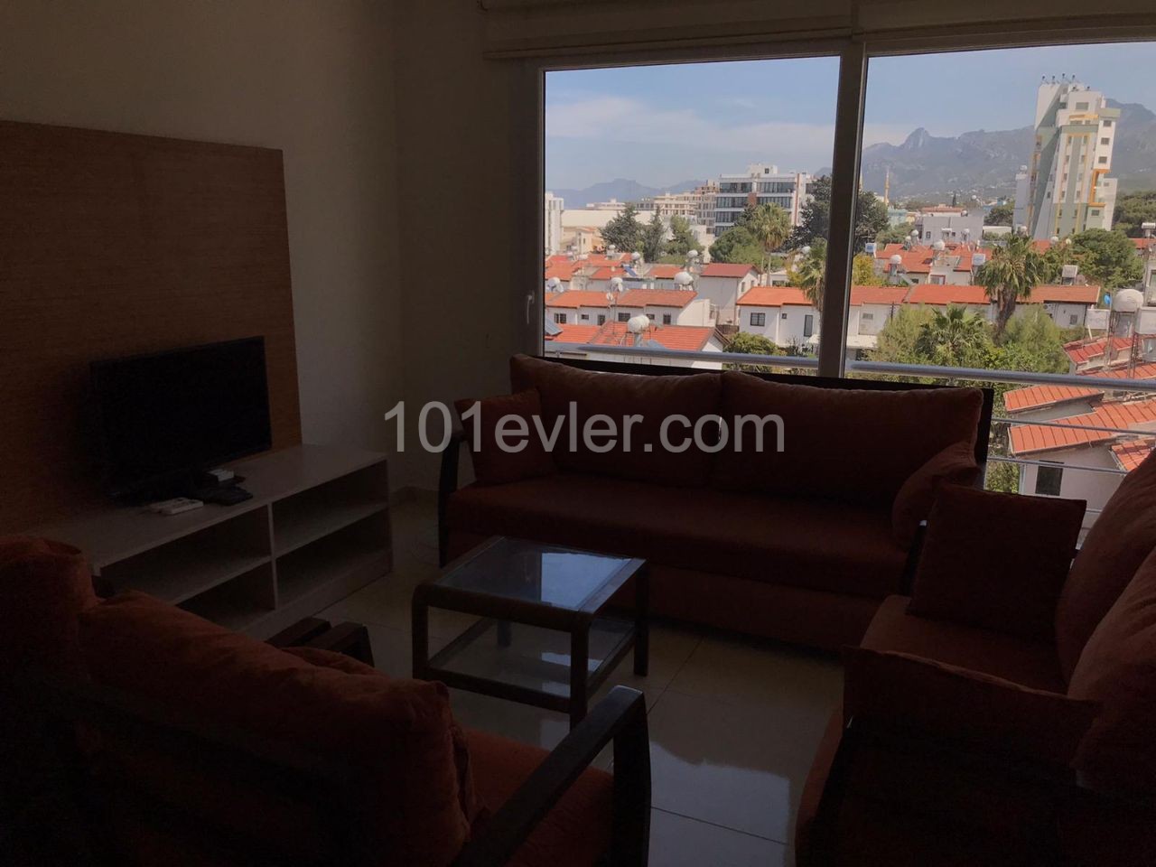 GİRNE MERKEZDE KİRALIK 2+1 DAİRE