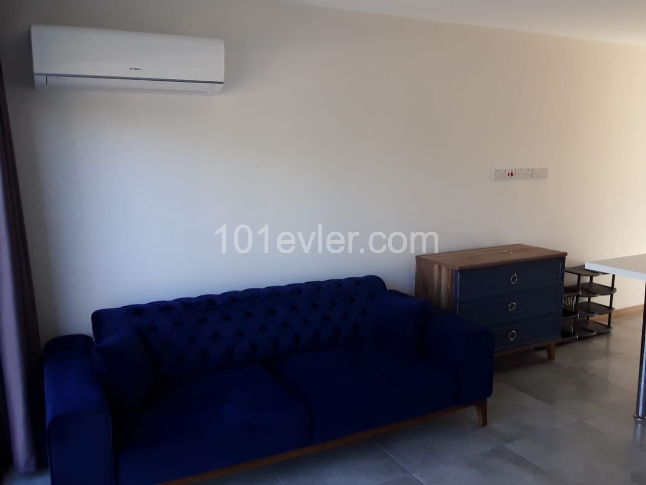 Flat To Rent in Alsancak, Kyrenia