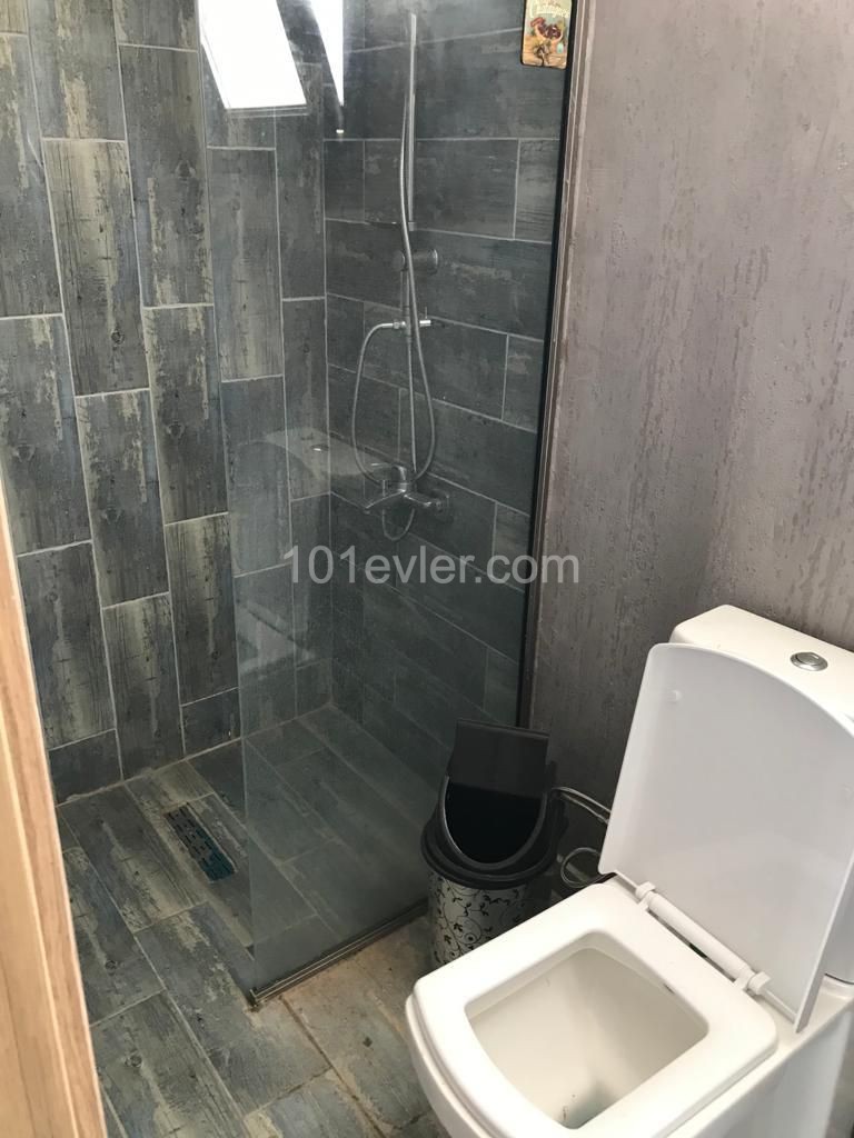 Flat To Rent in Alsancak, Kyrenia