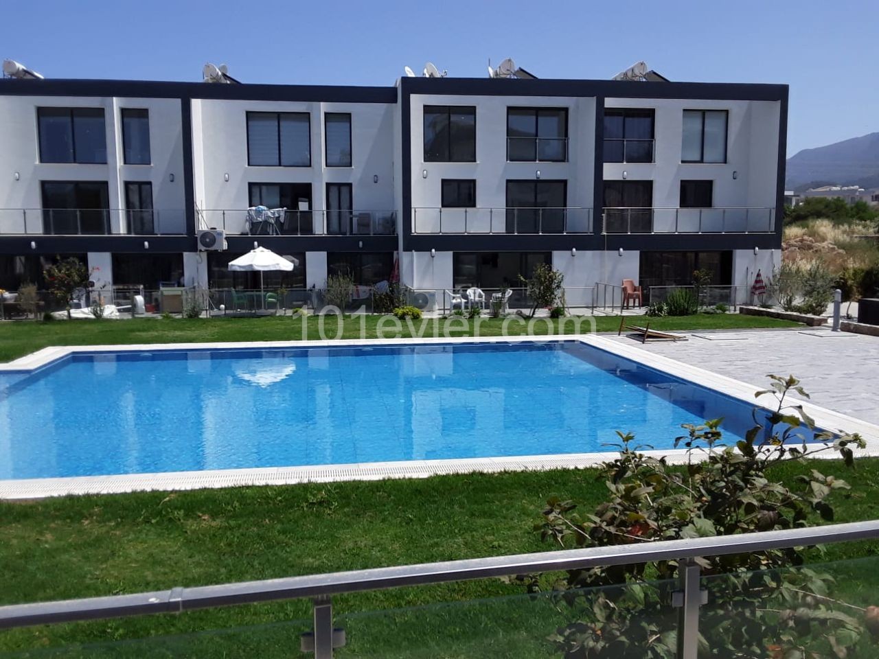 Flat To Rent in Alsancak, Kyrenia