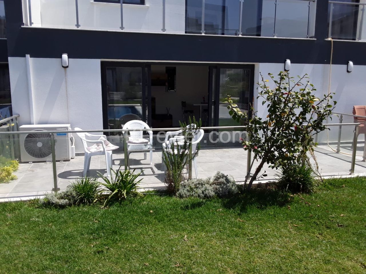 Flat To Rent in Alsancak, Kyrenia