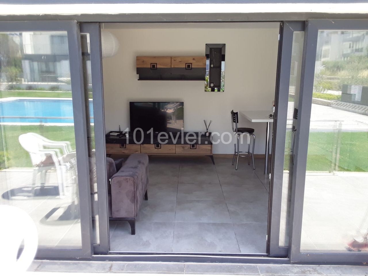 Flat To Rent in Alsancak, Kyrenia