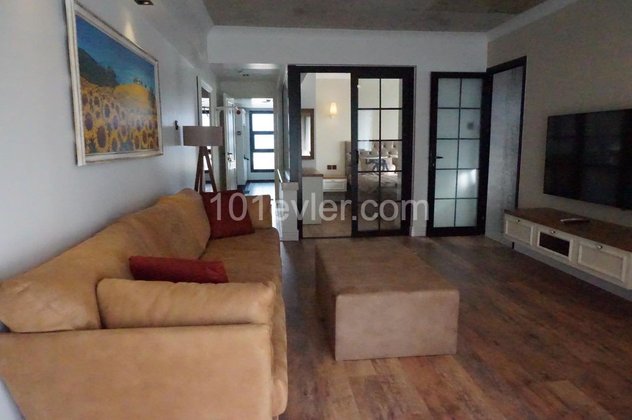 Flat To Rent in Girne Merkez, Kyrenia