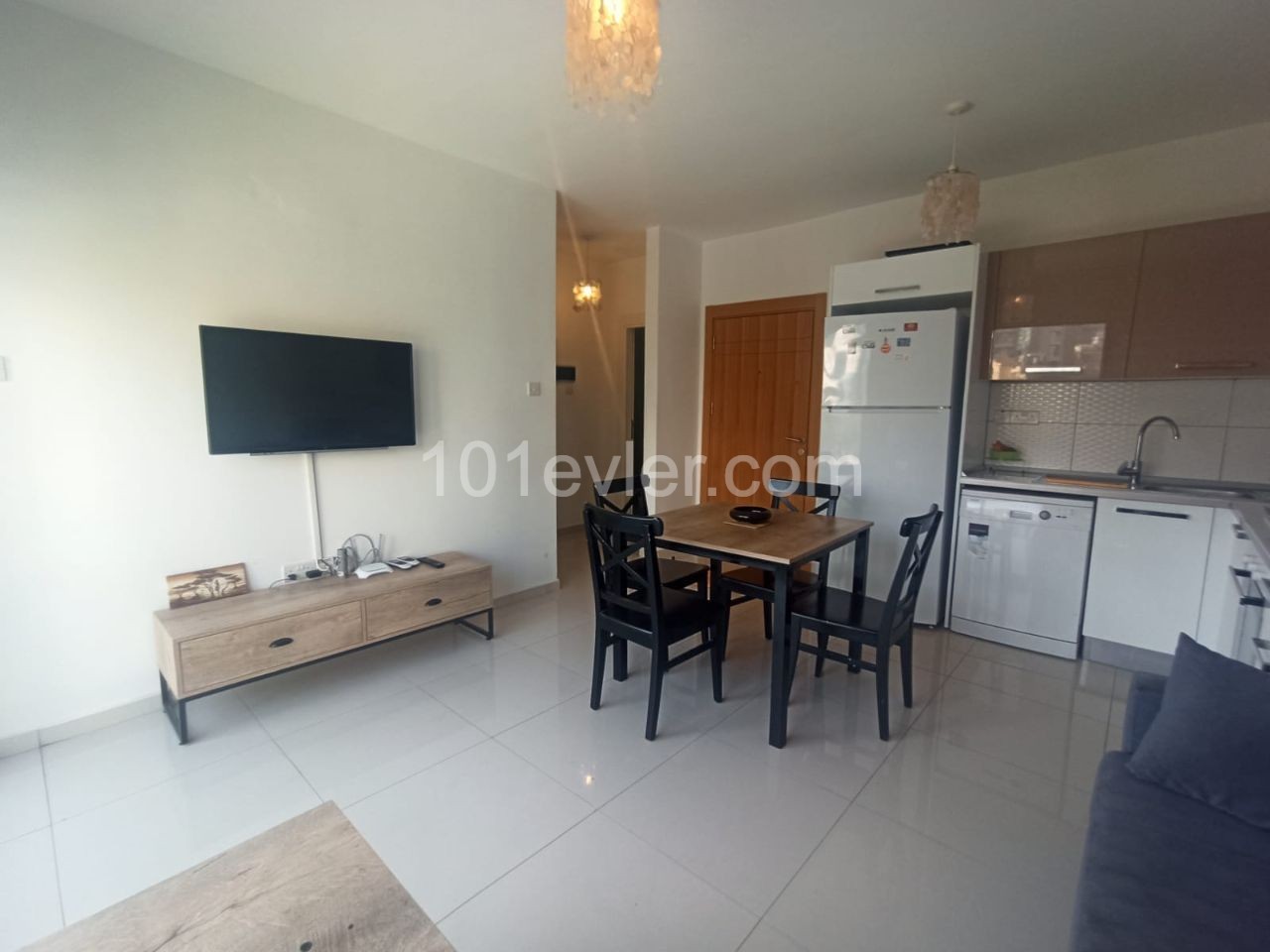 Flat To Rent in Girne Merkez, Kyrenia