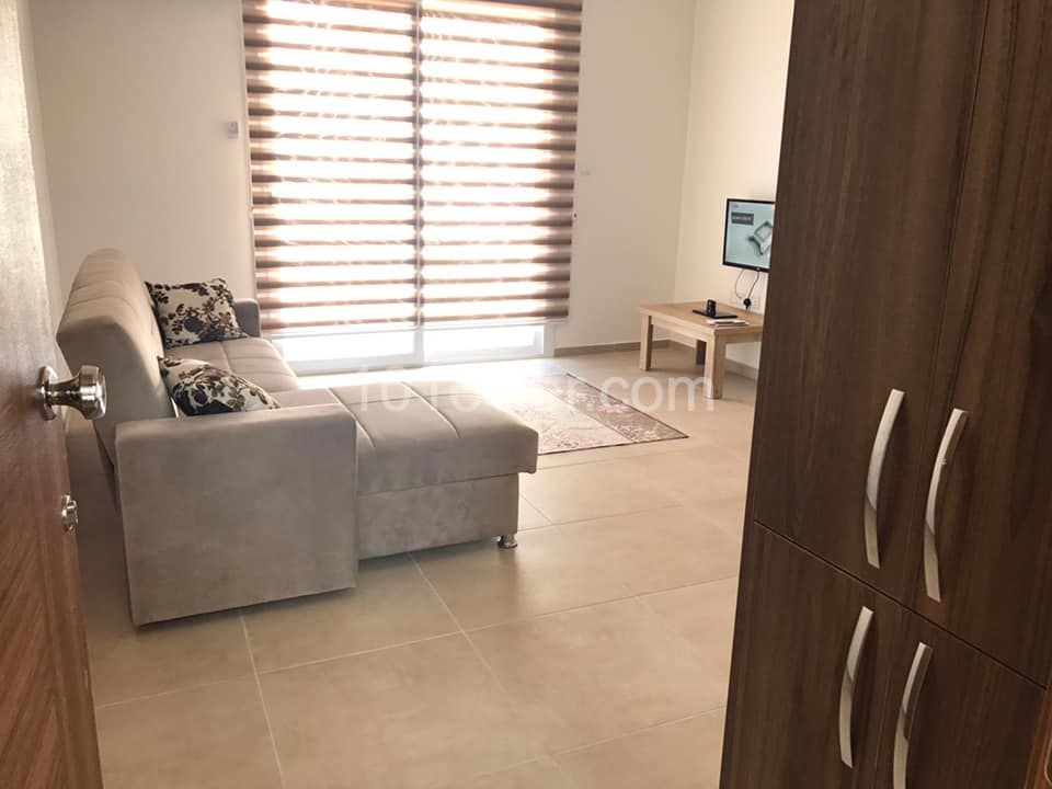 Flat To Rent in Zeytinlik, Kyrenia