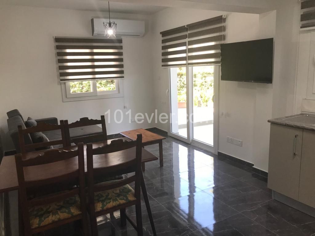 Flat To Rent in Karaoğlanoğlu, Kyrenia