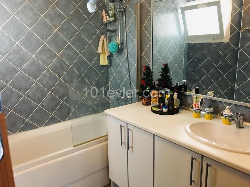 1+1 FLAT FOR RENT IN A SITE WITH POOL IN KYRENIA ** 