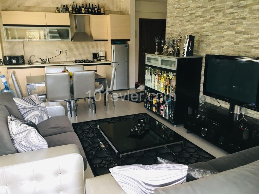 1+1 FLAT FOR RENT IN A SITE WITH POOL IN KYRENIA ** 