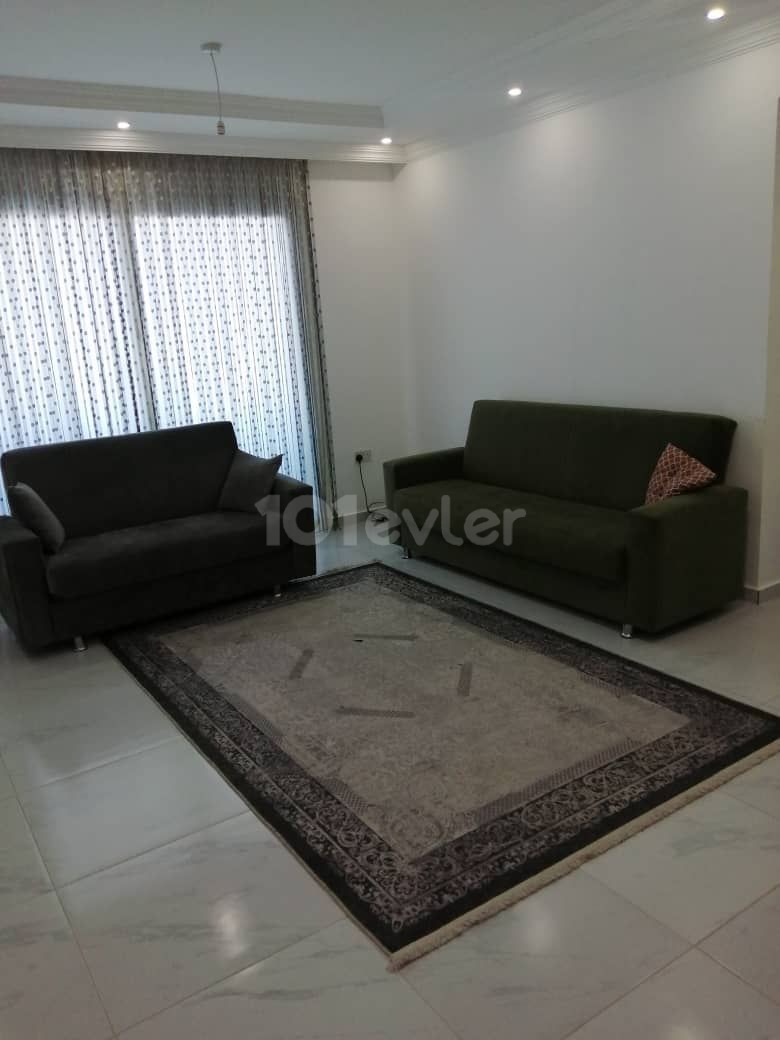 2+1 Flat for Rent in Kyrenia Alsancak