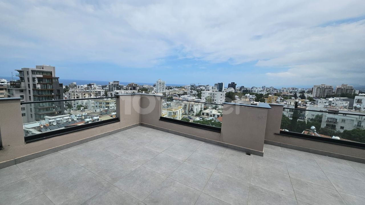 Penthouse zu vermieten im Kyrenia Center