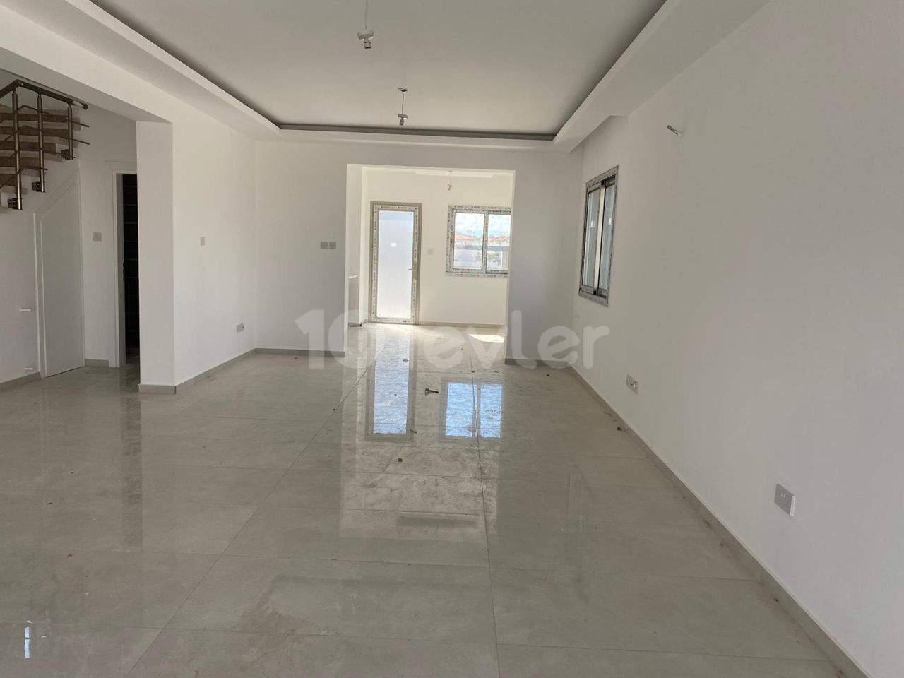 3+1 DUPLEX VILLAS OF 220M2 FOR SALE IN GÖNYELİ YENİKENT REGION SALE PRICE £165.000   AUTHORIZED : ZEHRA ERGENGIL PHONE: 0548 827 0055 CYPRUS ADA PROPERTY