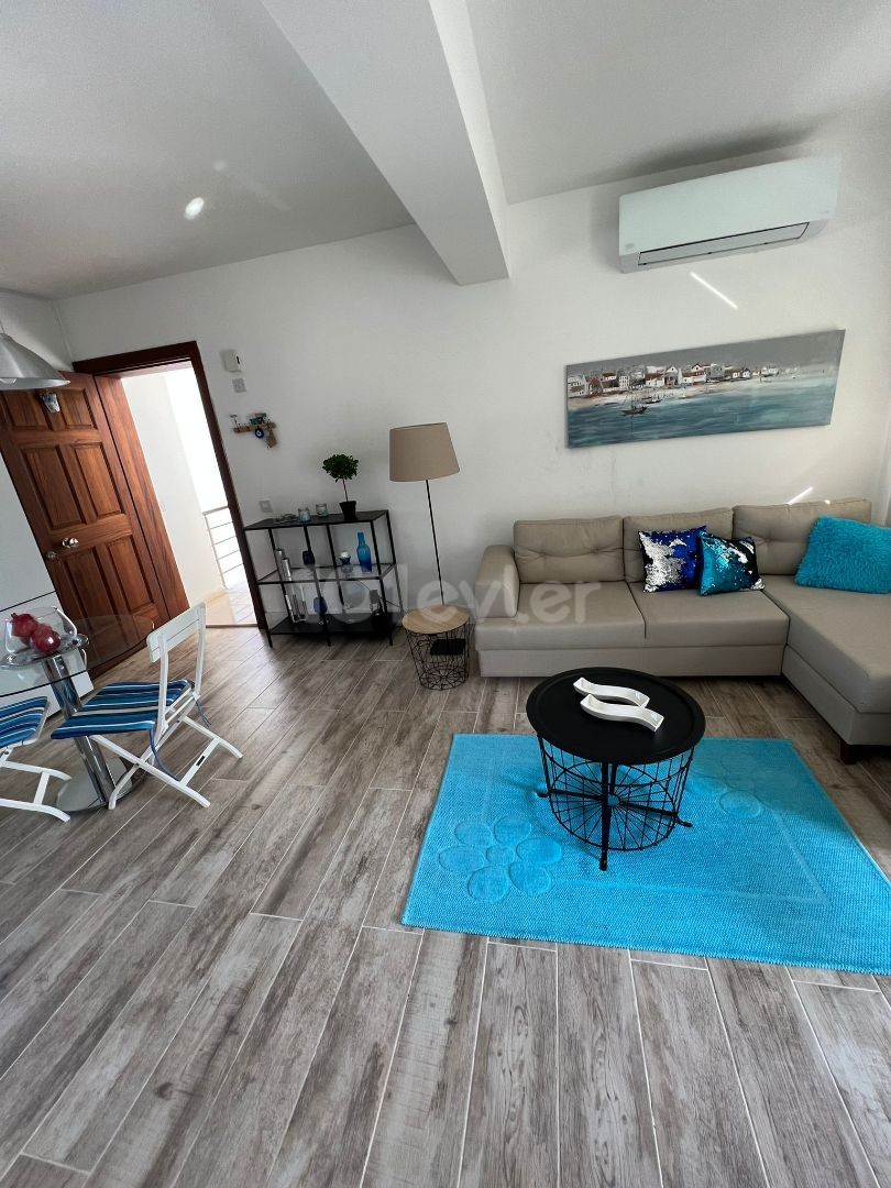 Flat To Rent in Alsancak, Kyrenia