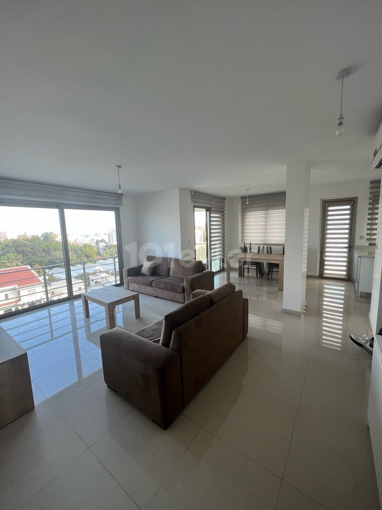 Flat To Rent in Aşağı Girne, Kyrenia