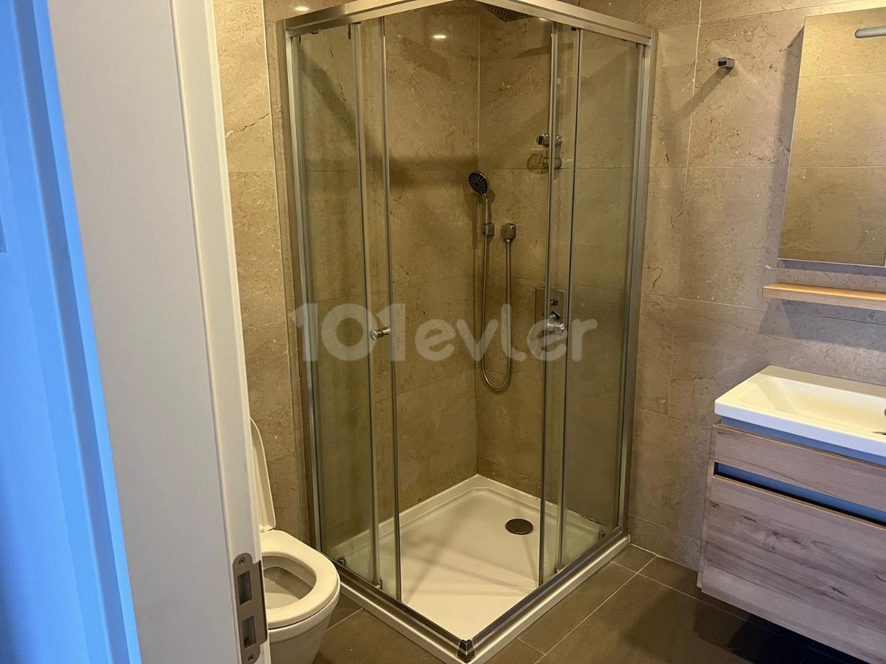 Girne Nin Tam Kalbinde Yeni Bitmiş Penthouse