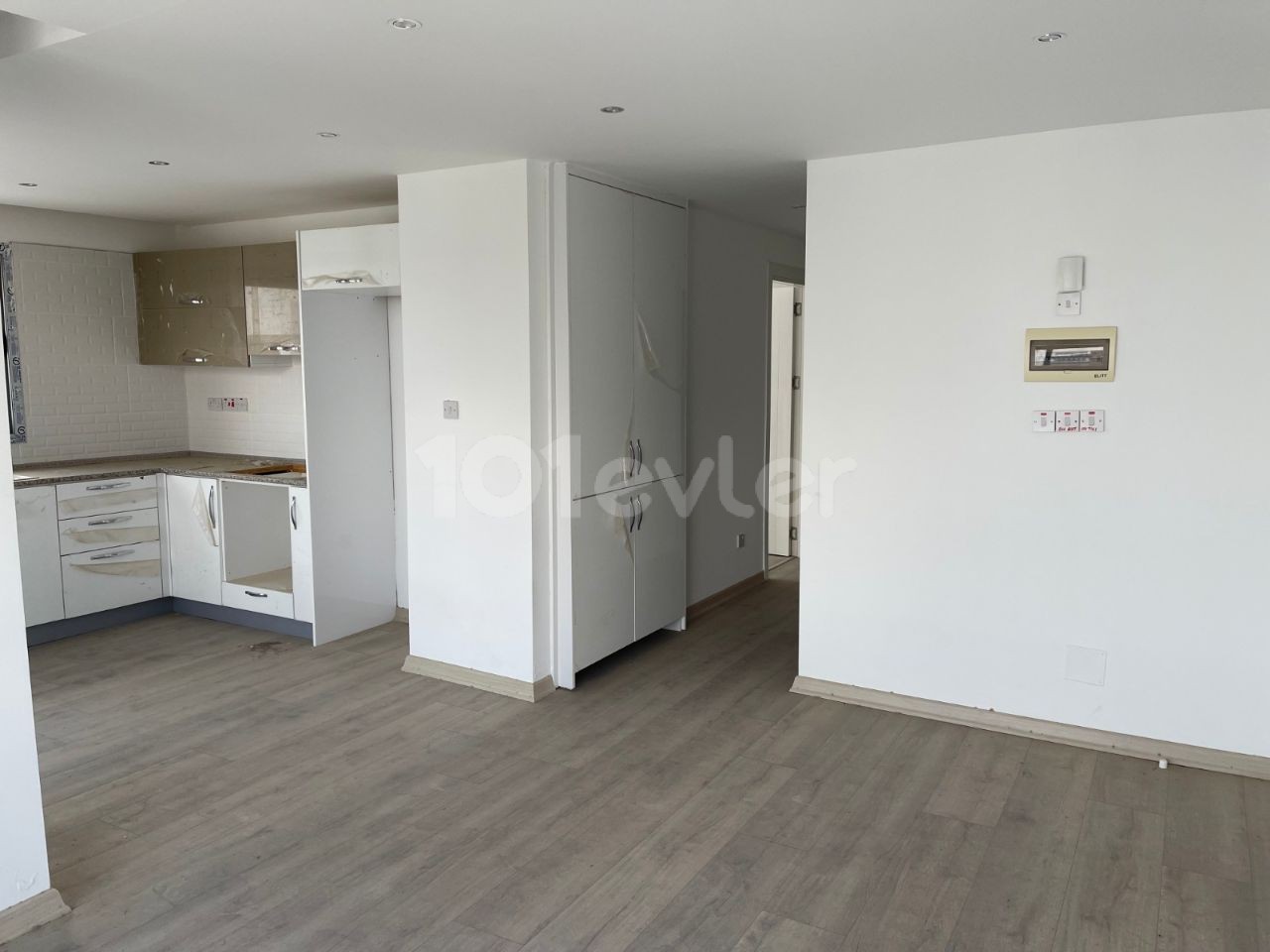 Flat For Sale in Küçük Kaymaklı, Nicosia