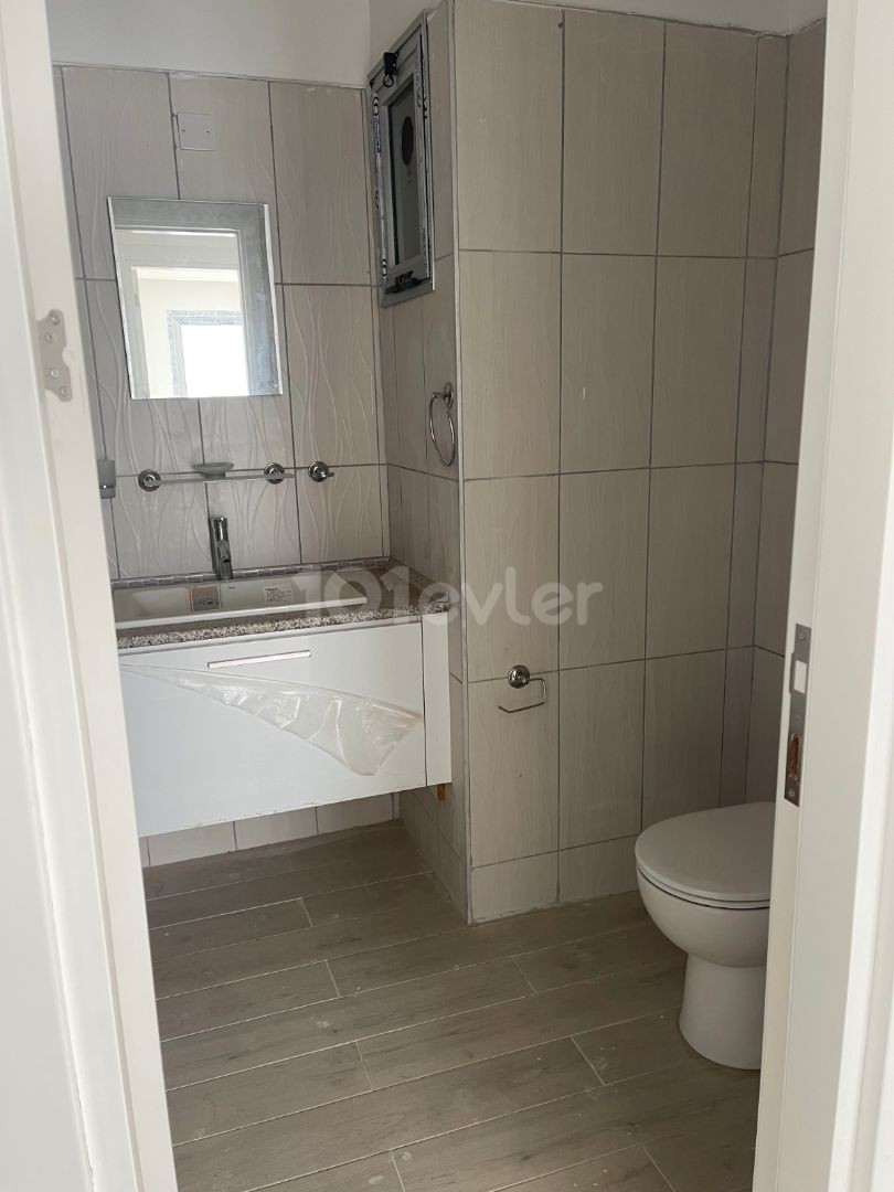 Flat For Sale in Küçük Kaymaklı, Nicosia