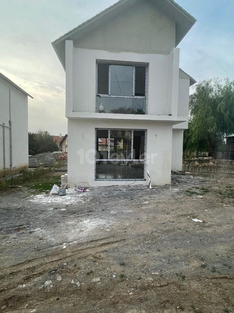 2+1 VILLA FOR SALE IN KARŞIYAKA