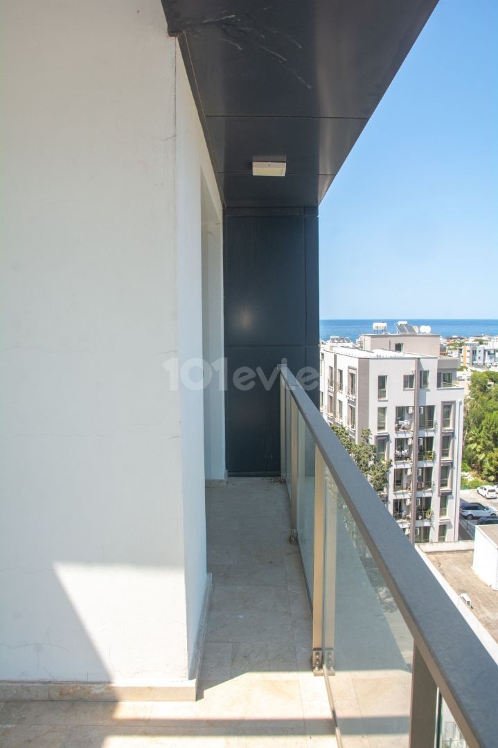 3+1 DUBLEX PENTHOUSE FOR RENT IN THE CENTER OF KYRENIA