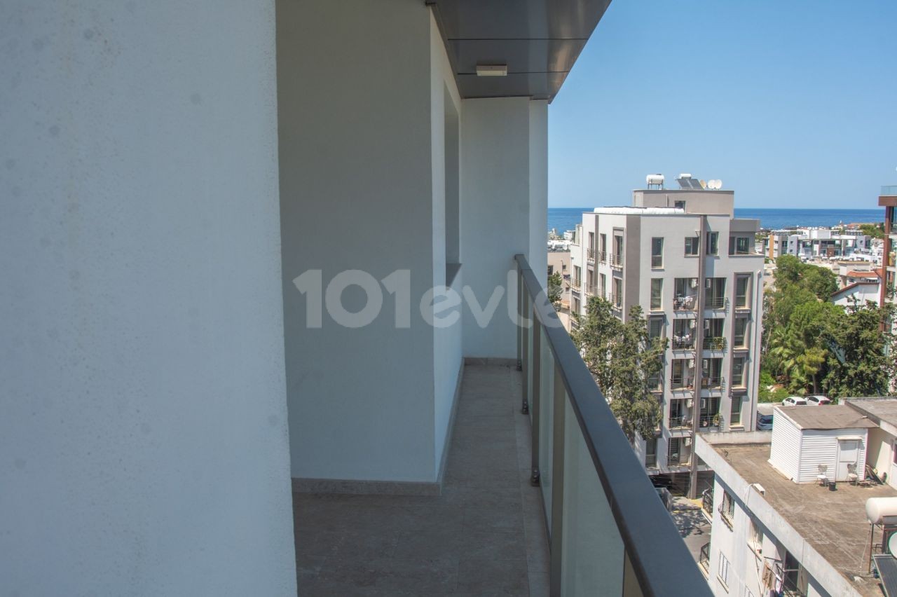 3+1 DUBLEX PENTHOUSE FOR RENT IN THE CENTER OF KYRENIA