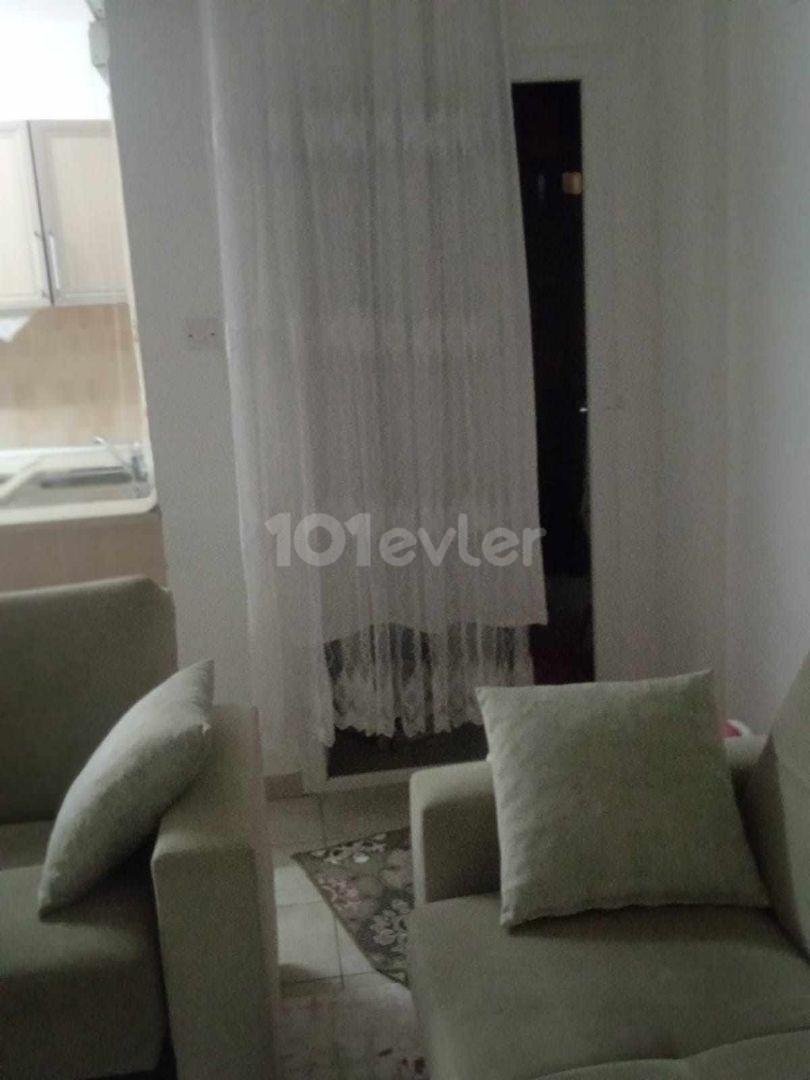 YUKARI GİRNE 2+1 APARTMENT FOR SALE