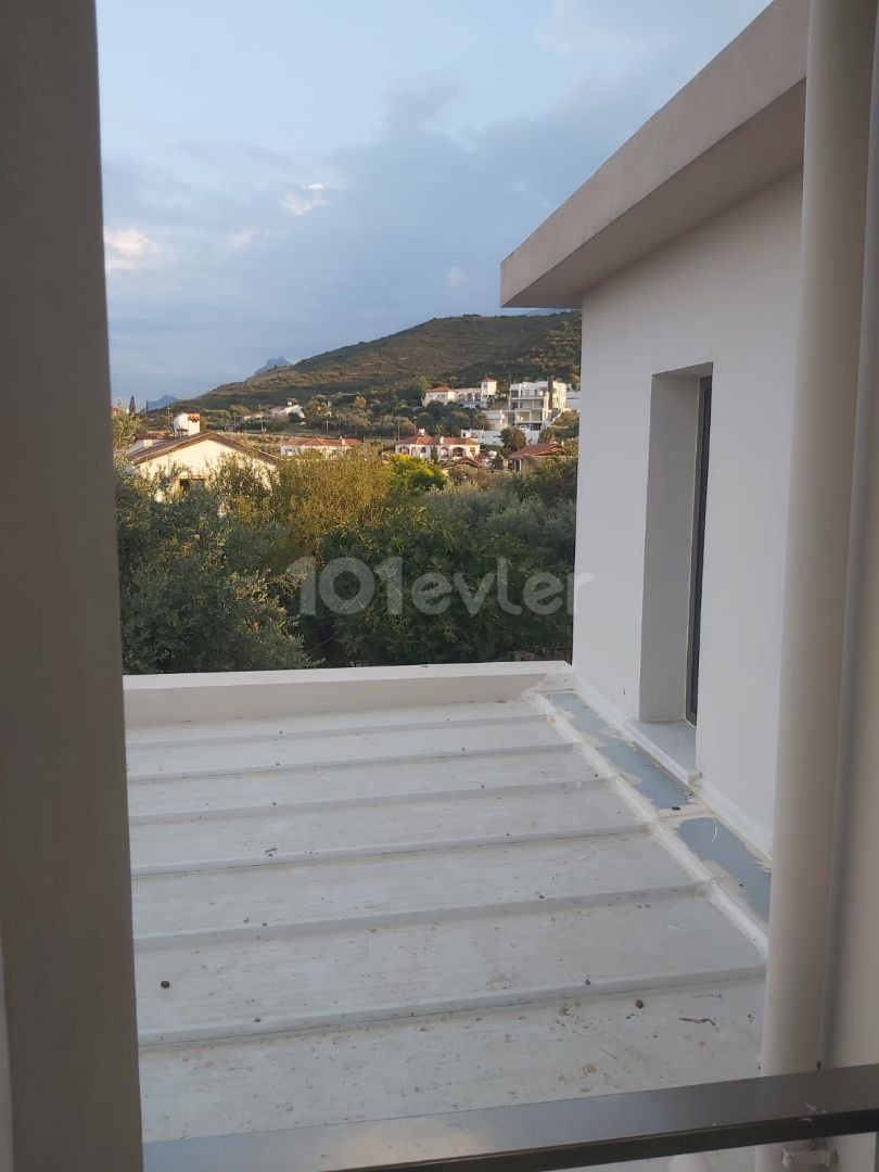 2+1 Villa for Rent in Alsancak