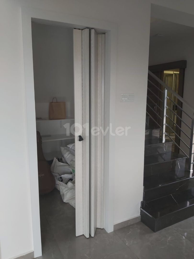 2+1 Villa for Rent in Alsancak