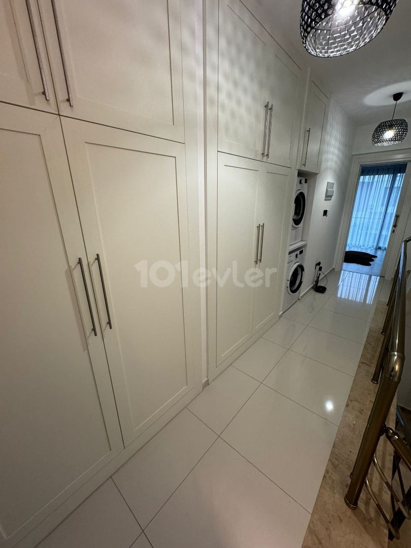 3+1 PENTHOUSE FLAT FOR RENT IN GİRNE ZEYTİNLİK CENTER