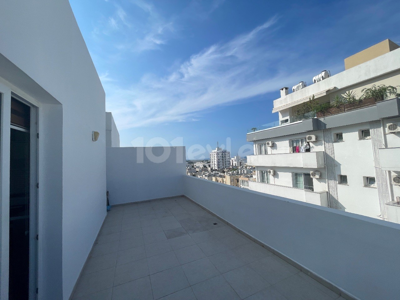 Penthouse mit Berg- und Meerblick mit monatlicher Zahlung in Kashgar, Kyrenia