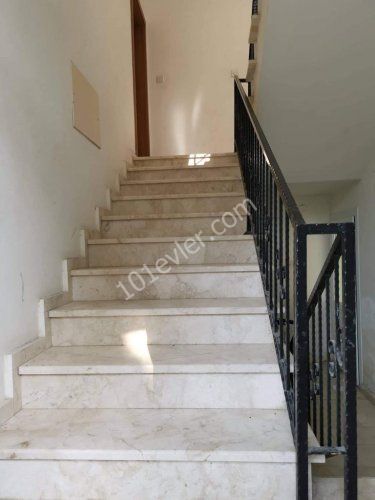 Kyrenia Centre 3+1 flat for rent