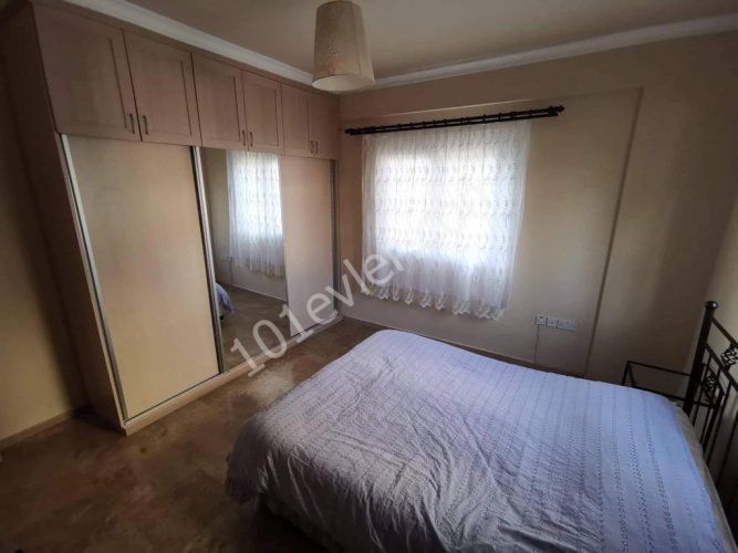 Kyrenia Centre 3+1 flat for rent