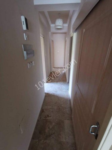 Kyrenia Centre 3+1 flat for rent