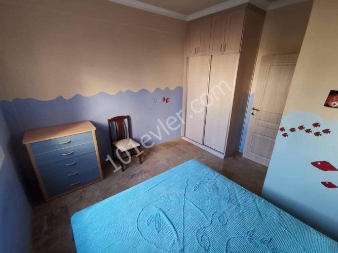 Kyrenia Centre 3+1 flat for rent