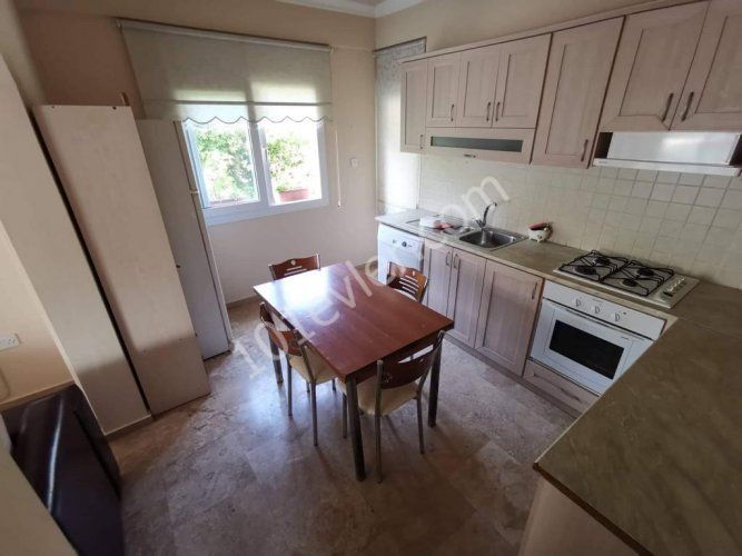 Kyrenia Centre 3+1 flat for rent