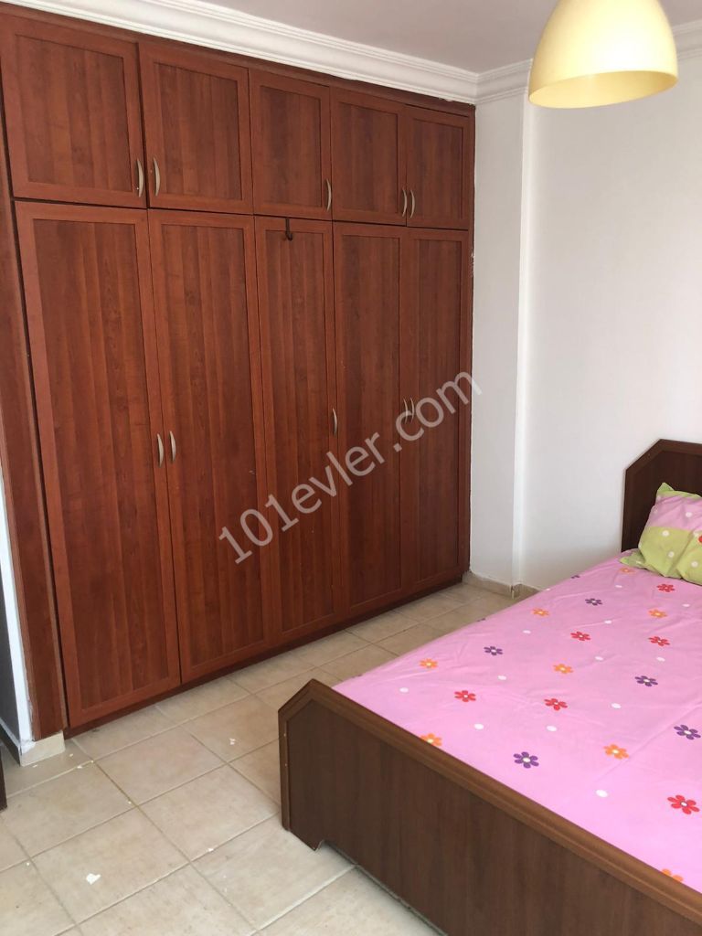 Kyrenia Centre 1+1 flat for rent