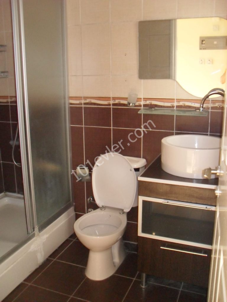 GİRNE MERKEZDE KİRALIK 2+2 DAİRE