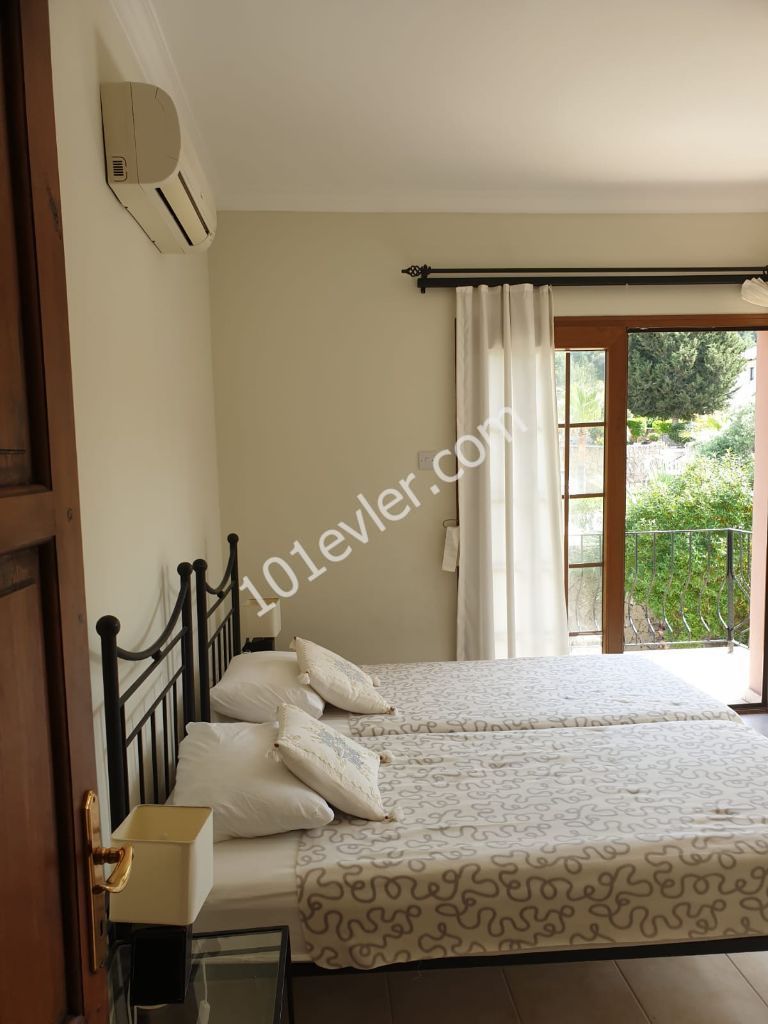 OZANKOY AREA 3+1 VILLA FOR RENT