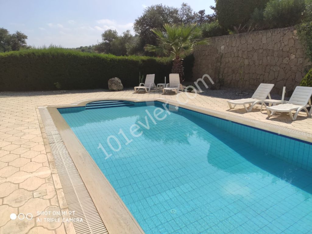 OZANKOY AREA 3+1 VILLA FOR RENT