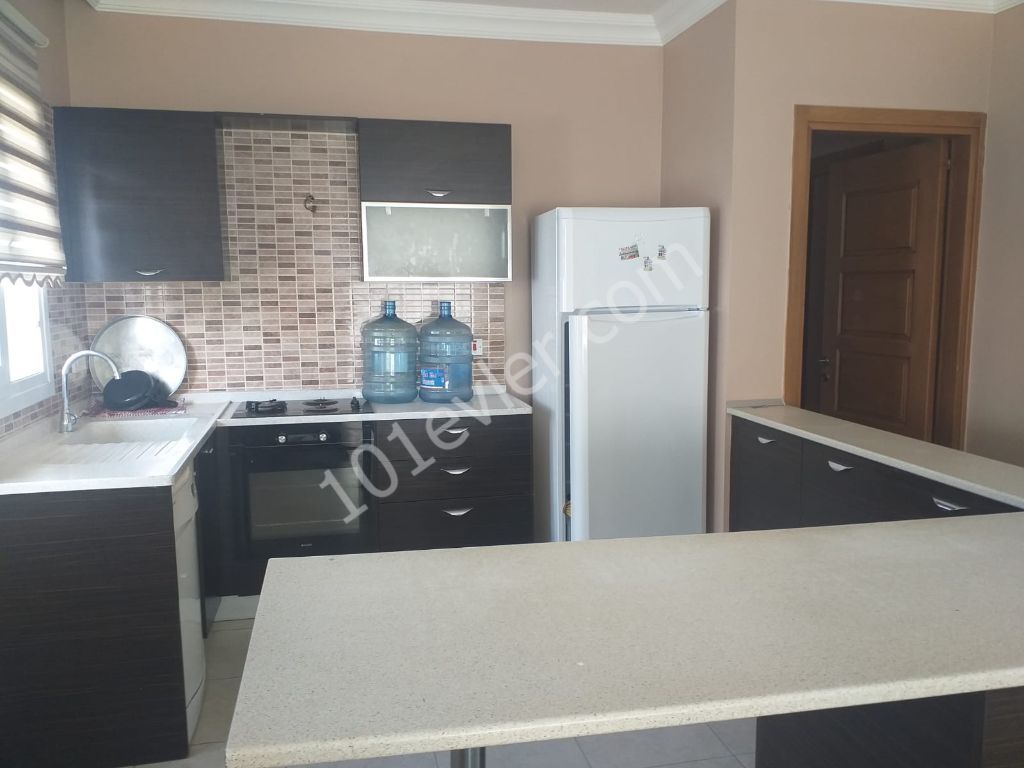 ZEYTINLIK AREA 3+1 FLAT FOR RENT