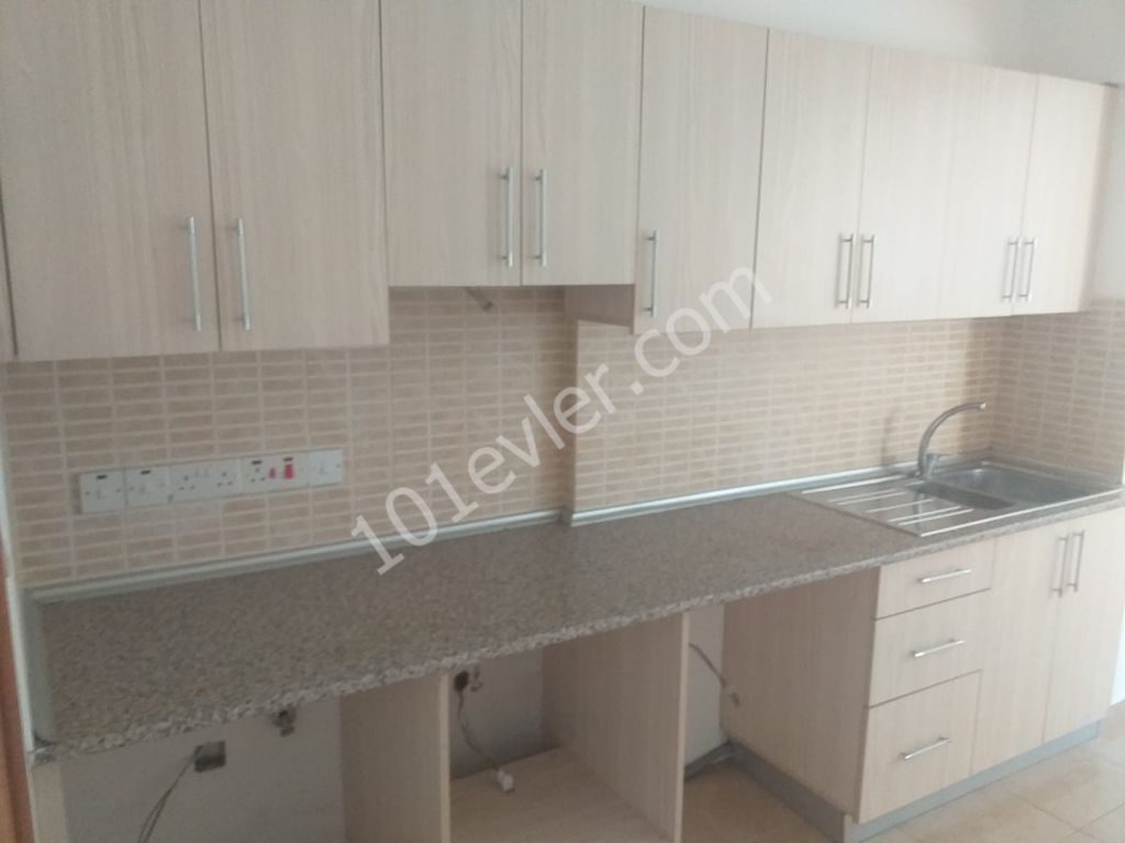 KARAKUM AREA 2+1 FLAT FOR RENT