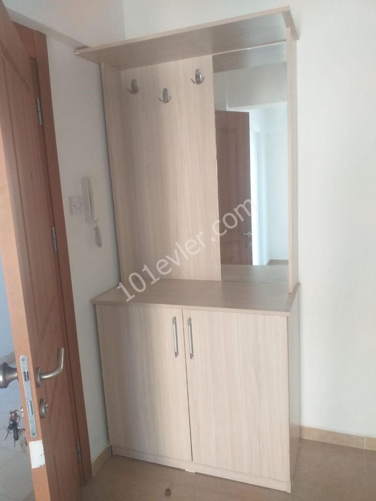 KARAKUM AREA 2+1 FLAT FOR RENT