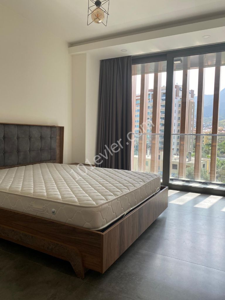 KYRENIA CENTRE 2+1 LUX FLAT FOR RENT