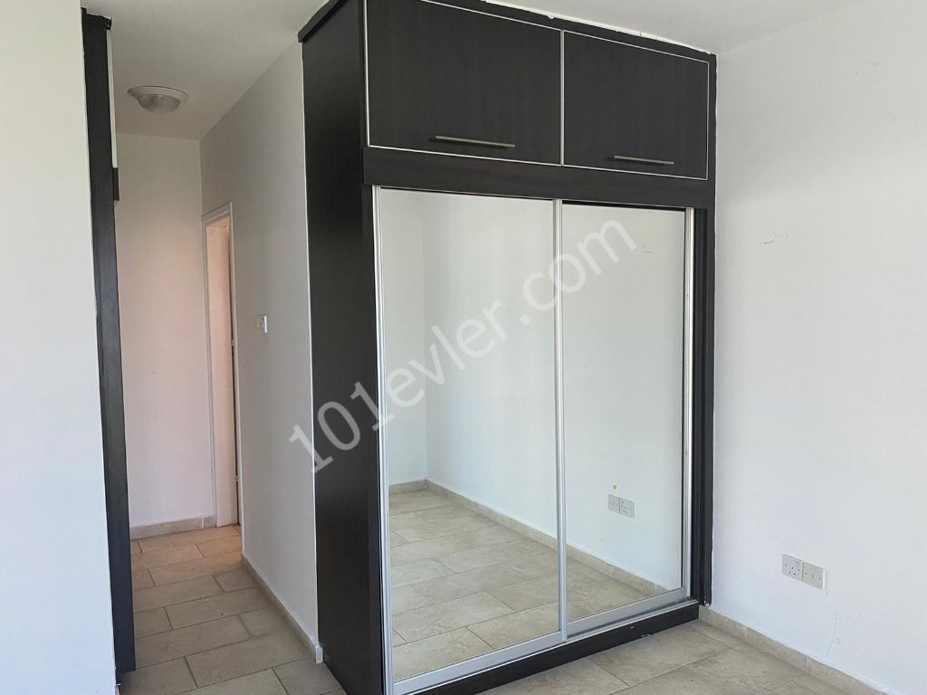 Kyrenia Centre Unfurnished 3+1 flat for rent