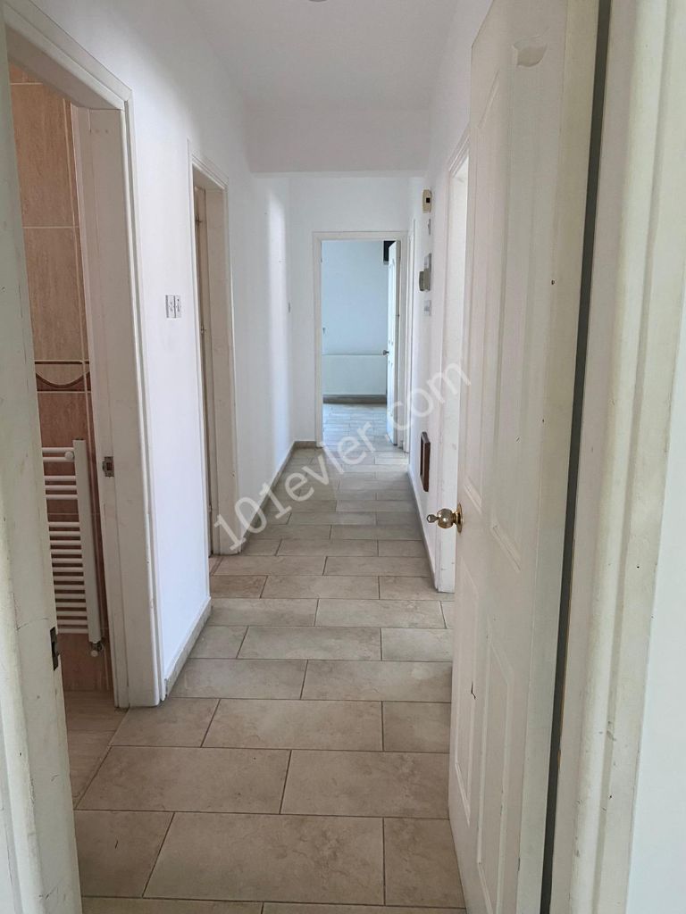 Kyrenia Centre Unfurnished 3+1 flat for rent