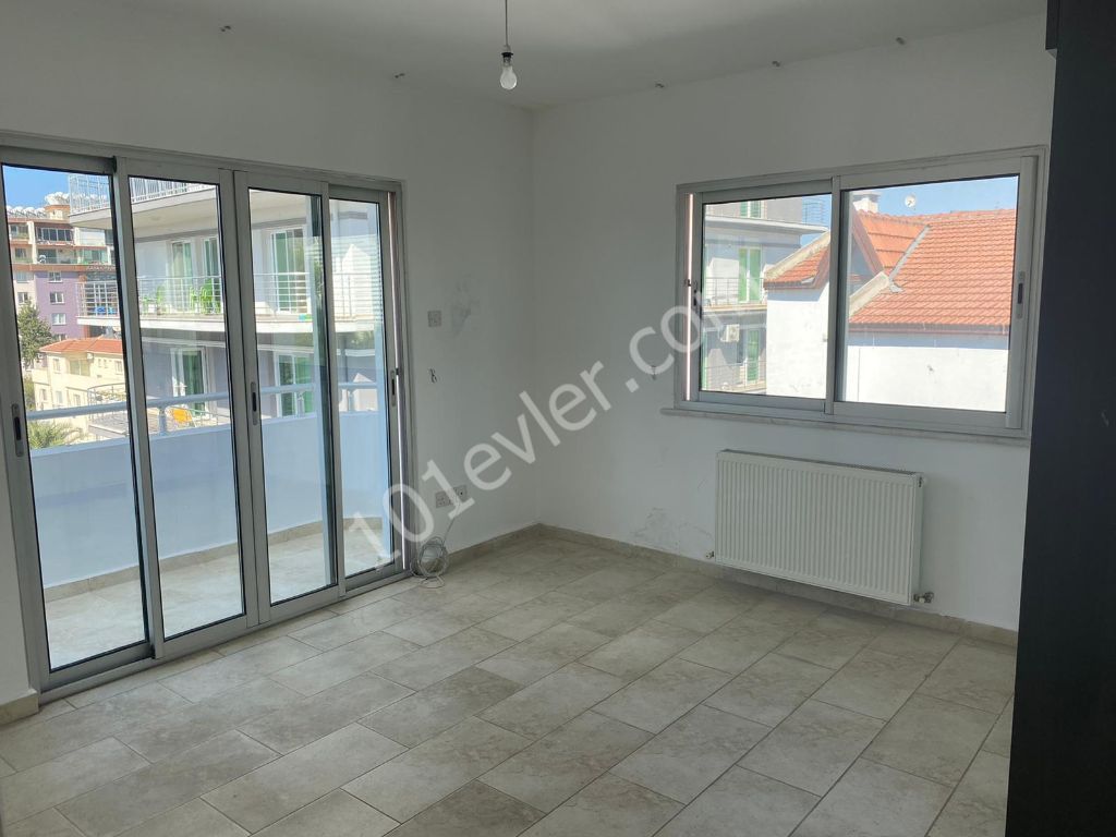 Kyrenia Centre Unfurnished 3+1 flat for rent